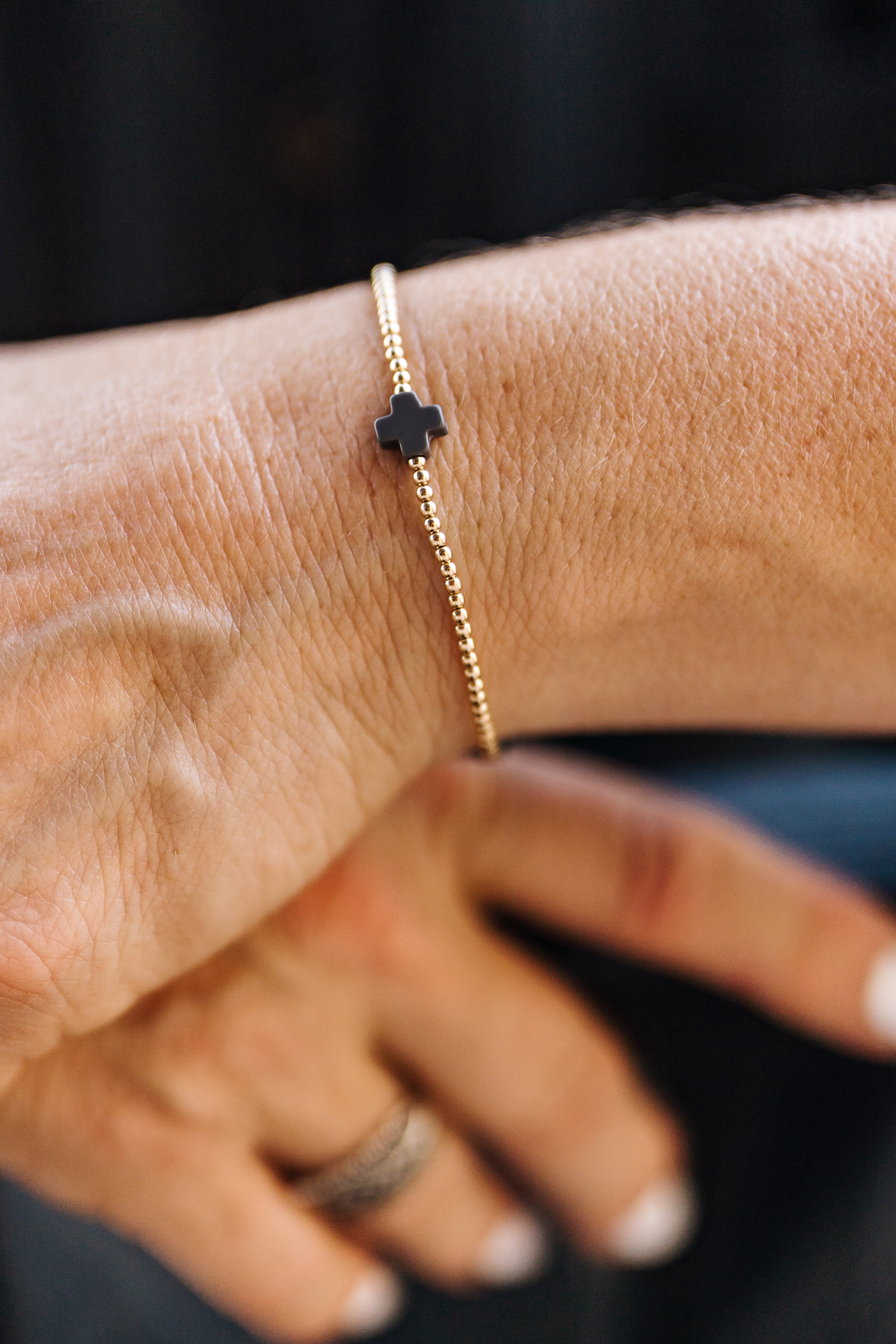 Signature Cross Gold 2mm Bead Bracelet - Charcoal